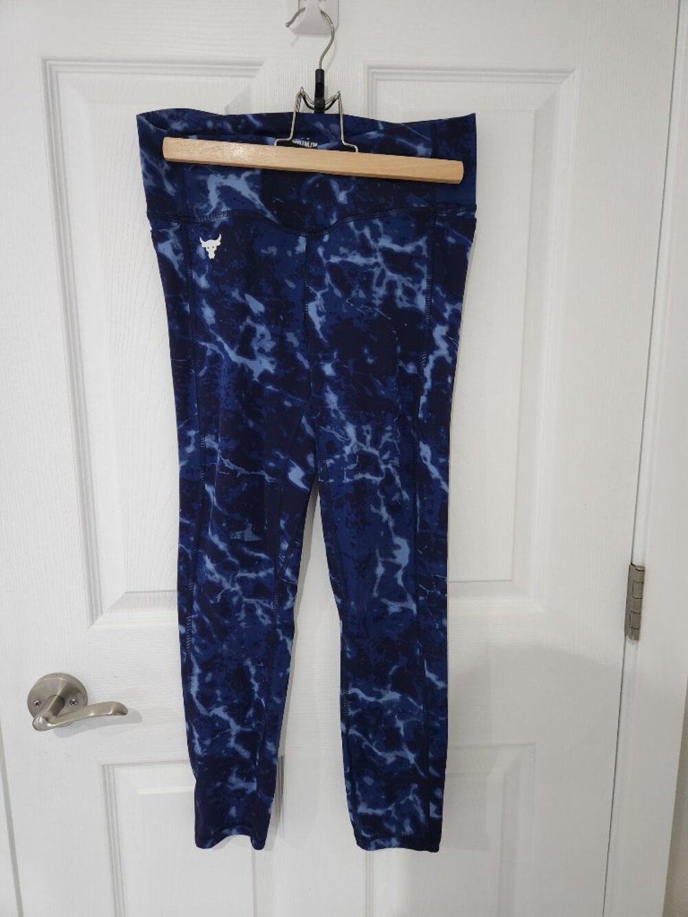 Blue Camo UnderArmour Leggings - Medium